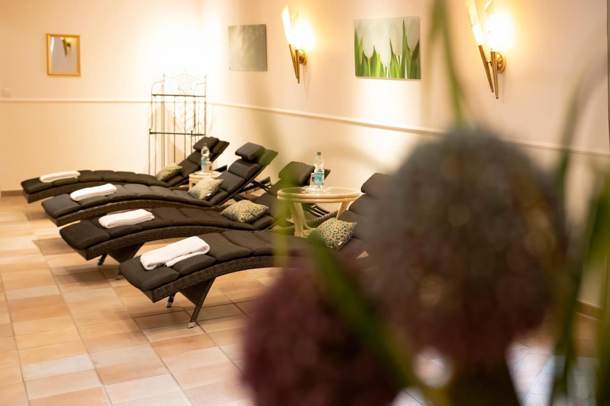 Golf- Und Wellnesshotel Amtsheide Bad Bevensen Exterior photo